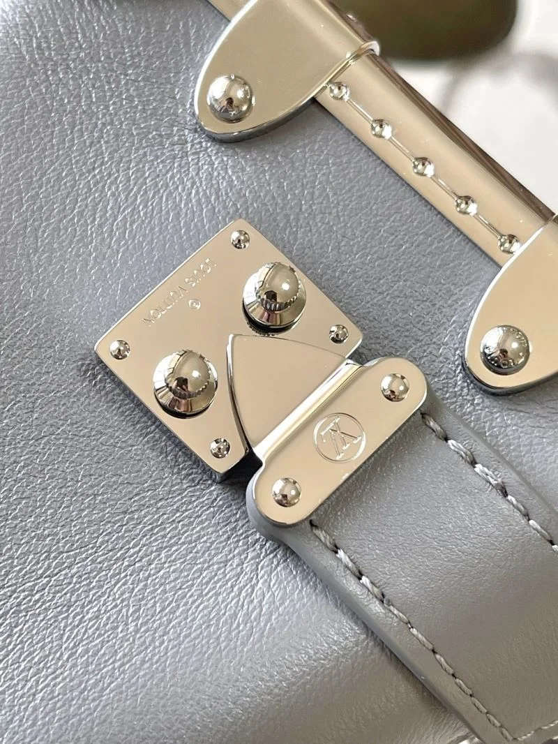 Louis Vuitton Box Bags TechFriendly 40140