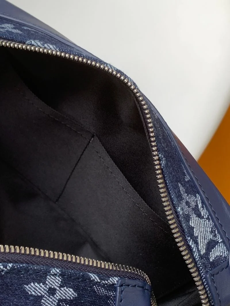Modern Louis Vuitton Box Bags 39297