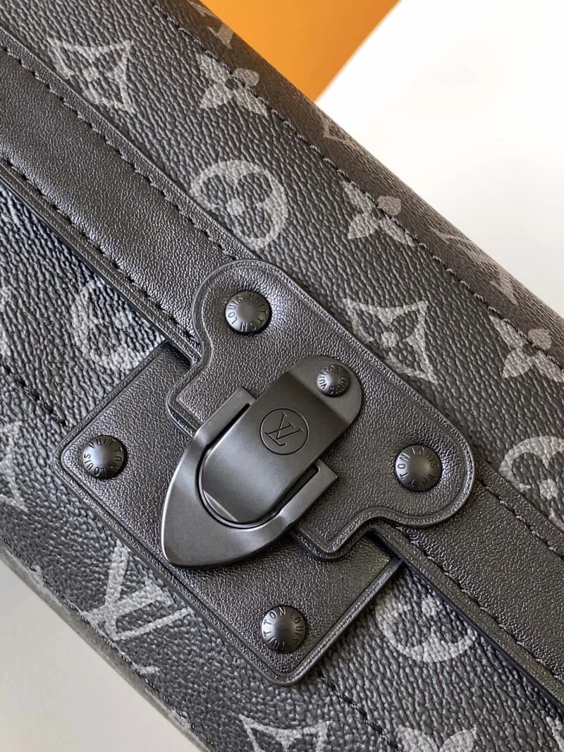 SportInspired Louis Vuitton Box Bags 39290