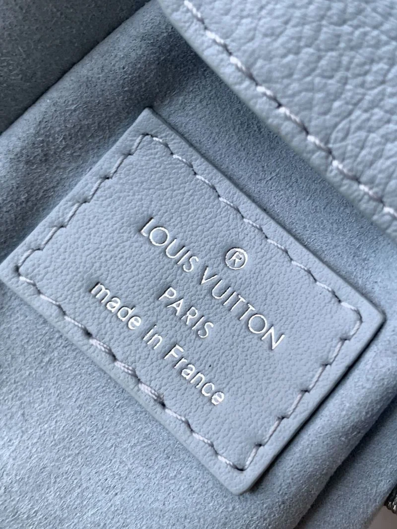 Louis Vuitton Box Bags Practical 38933