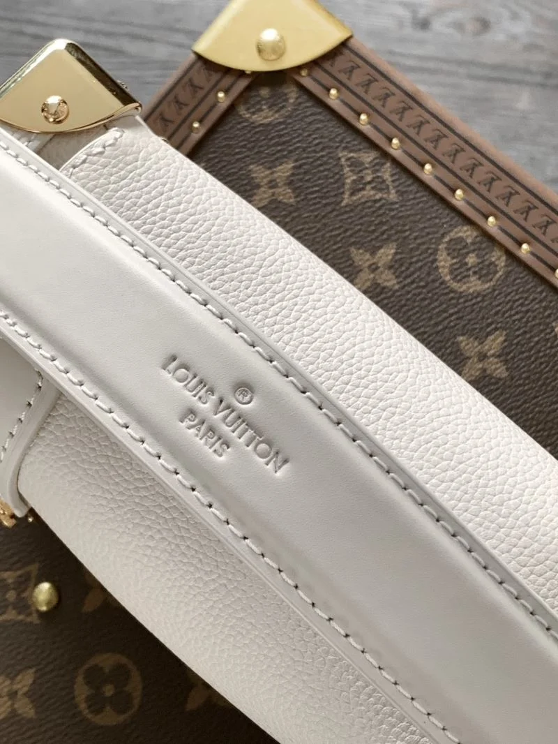 Louis Vuitton Box Bags MoistureWicking 38912