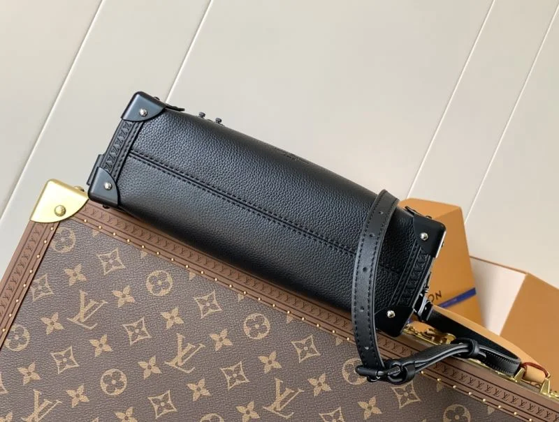 Louis Vuitton Box Bags RelaxedFit 38932