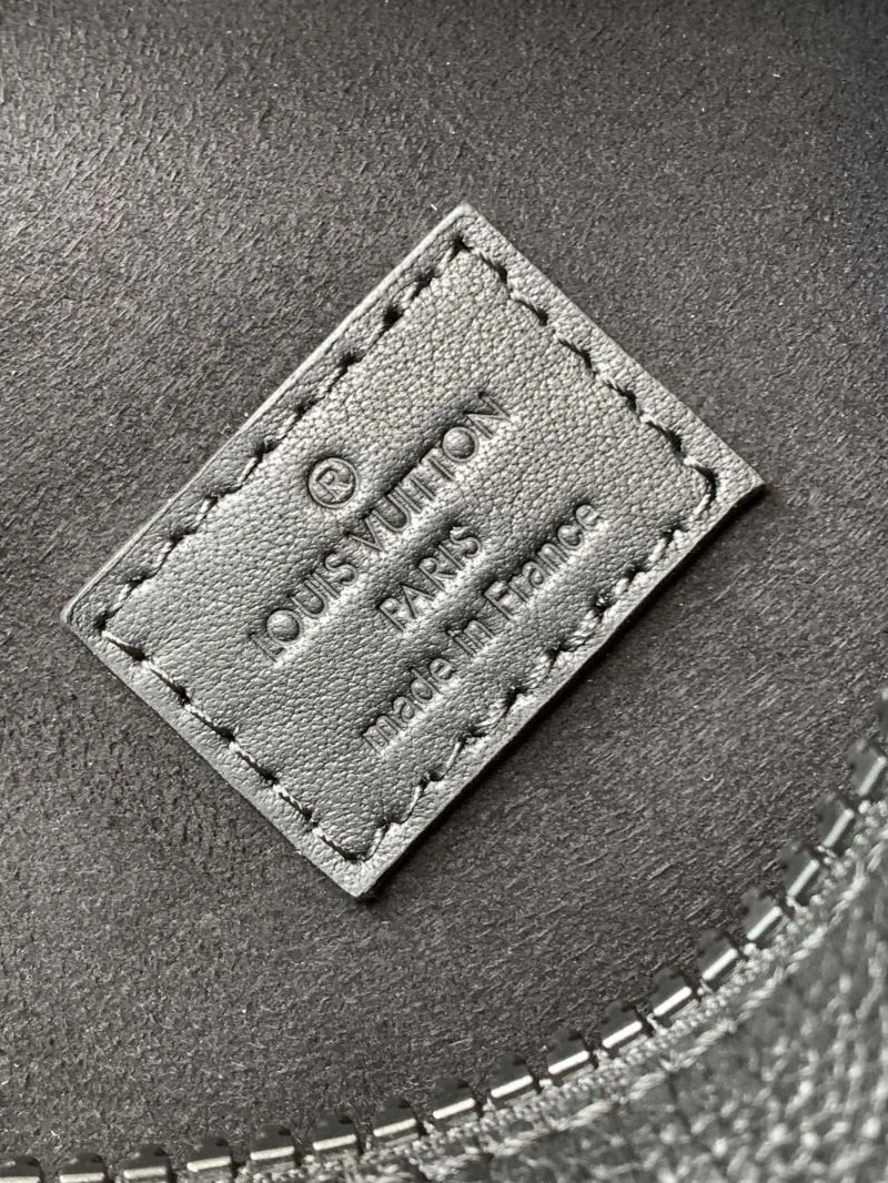 Louis Vuitton Box Bags RelaxedFit 38932