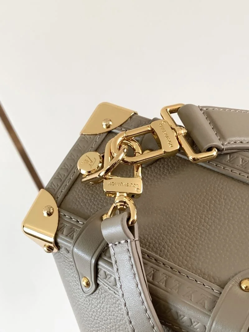 Louis Vuitton Box Bags Fashionable 38910