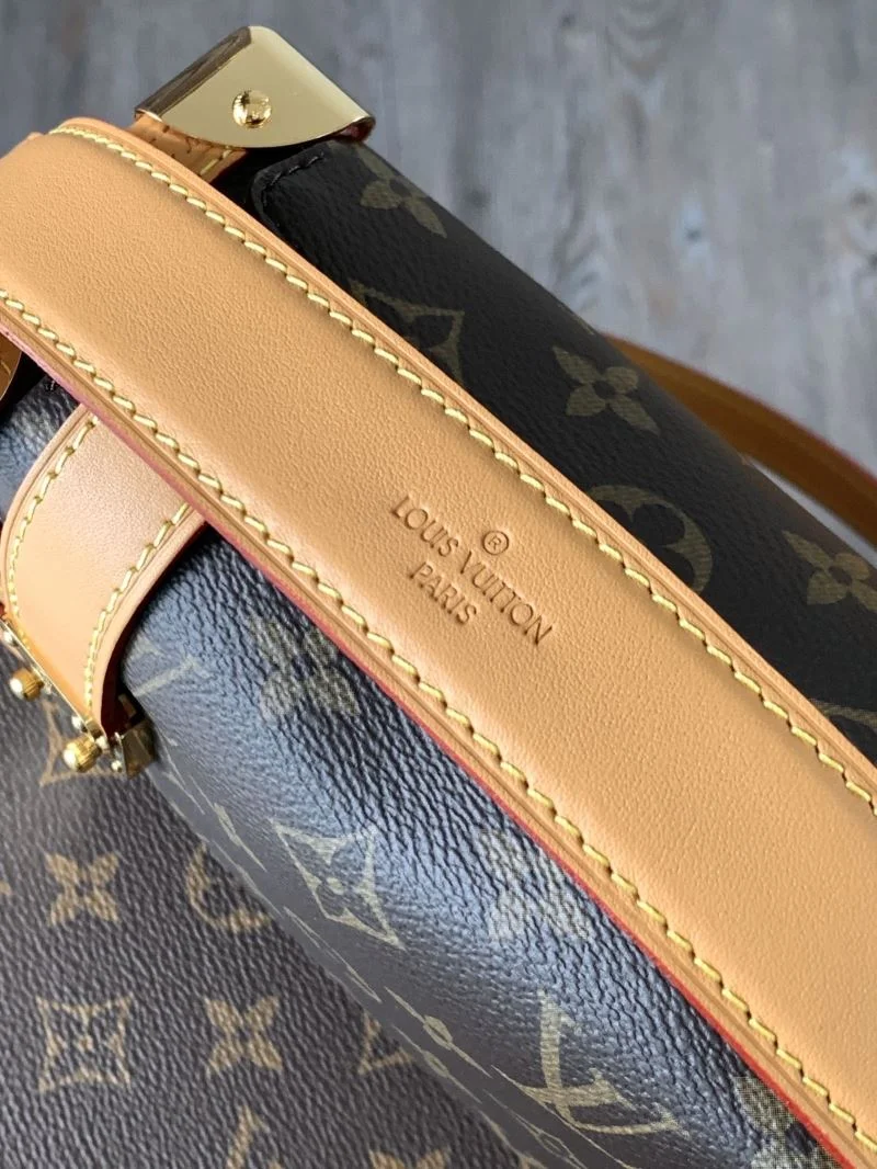 Affordable Louis Vuitton Box Bags 38913