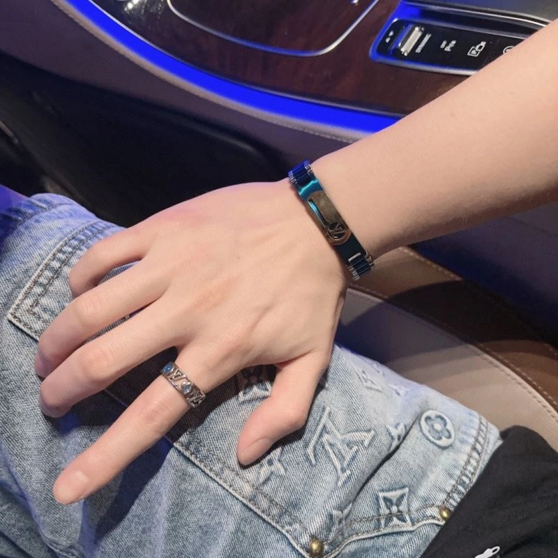 NewStyle Louis Vuitton Bracelets 251454
