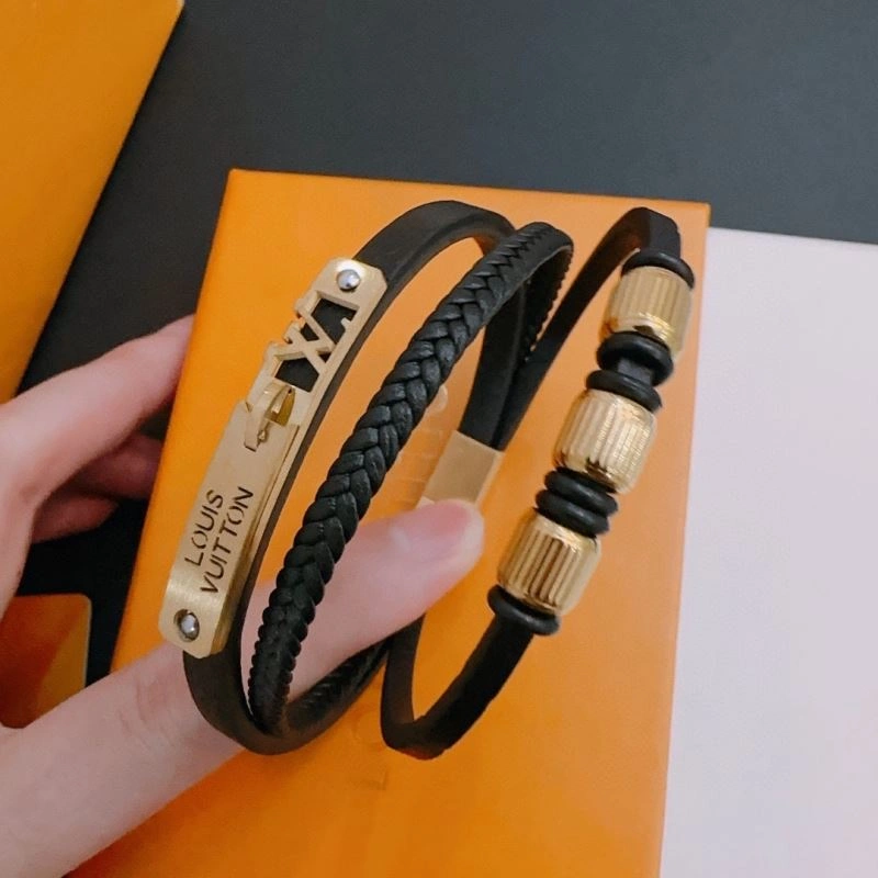 Louis Vuitton Bracelets Practical 251455