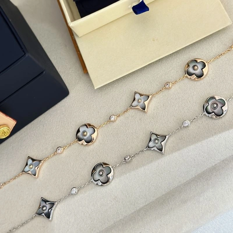 Unisex Louis Vuitton Bracelets 251450