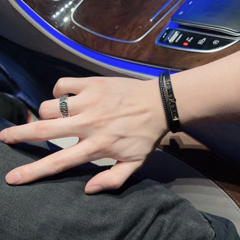 Louis Vuitton Bracelets FlexibleFit 251465