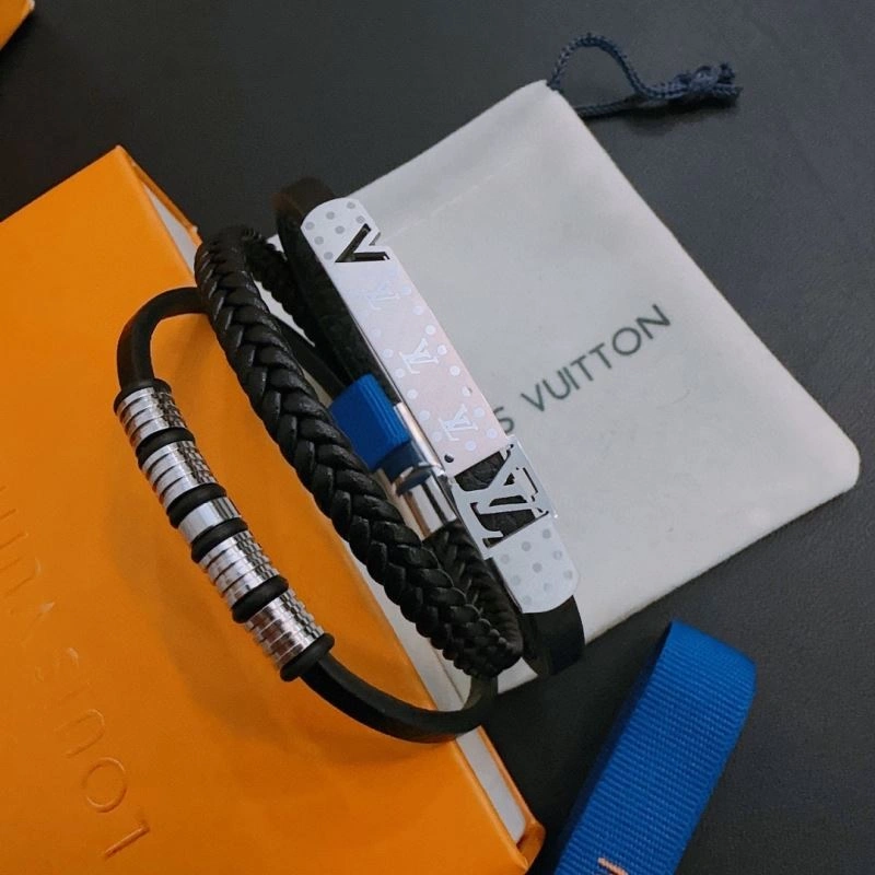 Louis Vuitton Bracelets Modern 251463