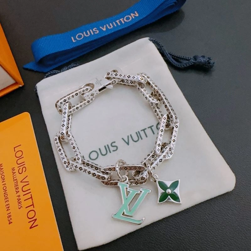 Louis Vuitton Bracelets Stylish 251462