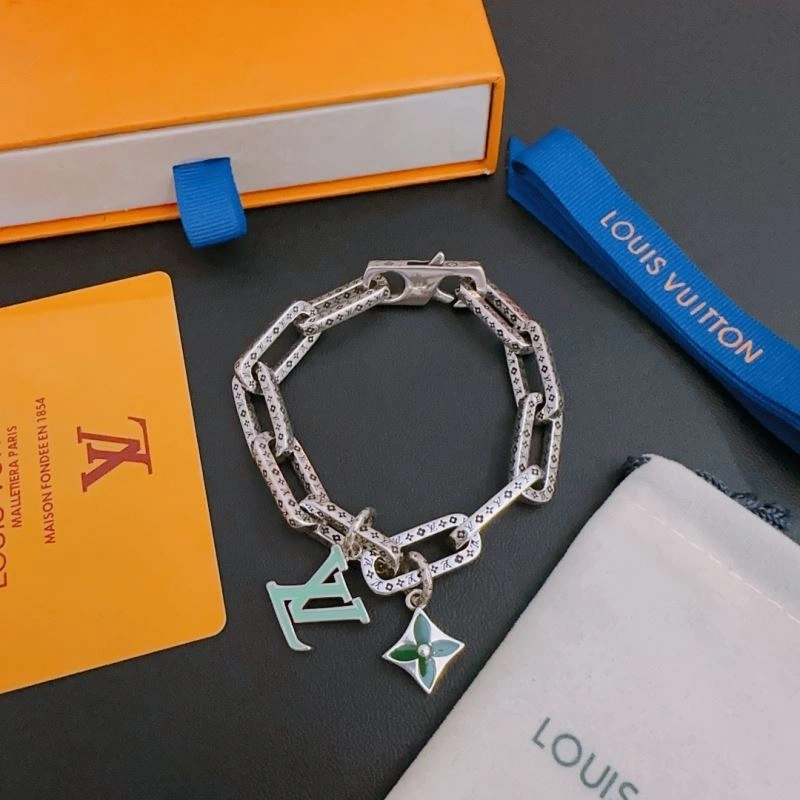 Louis Vuitton Bracelets Stylish 251462