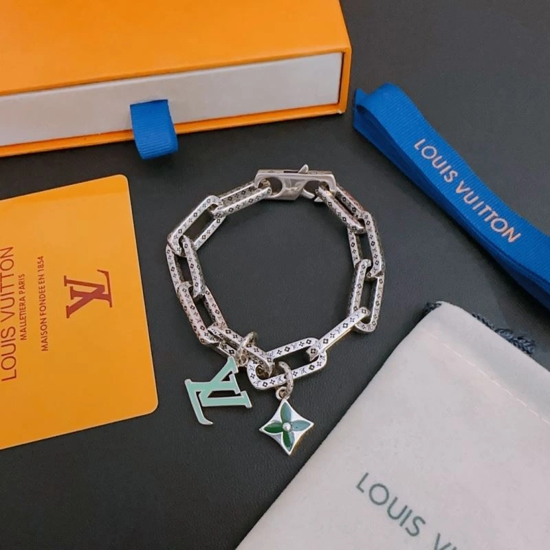 Louis Vuitton Bracelets Stylish 251462