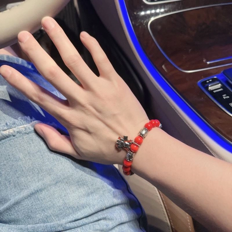 Louis Vuitton Bracelets Effortless 251435