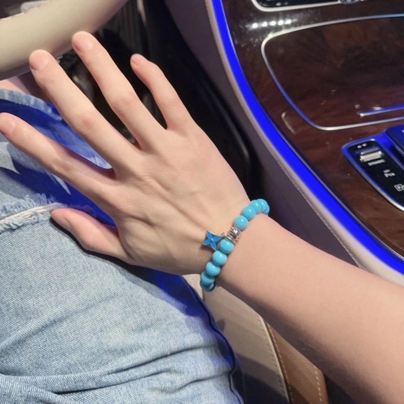 Louis Vuitton Bracelets Breathable 251434