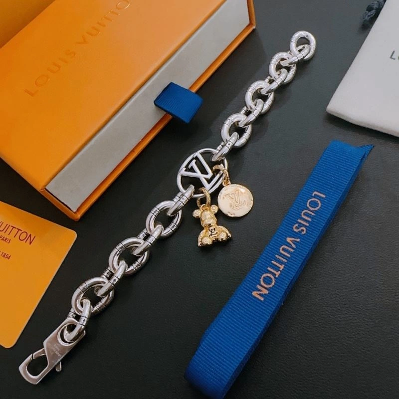 Louis Vuitton Bracelets Lightweight 251466