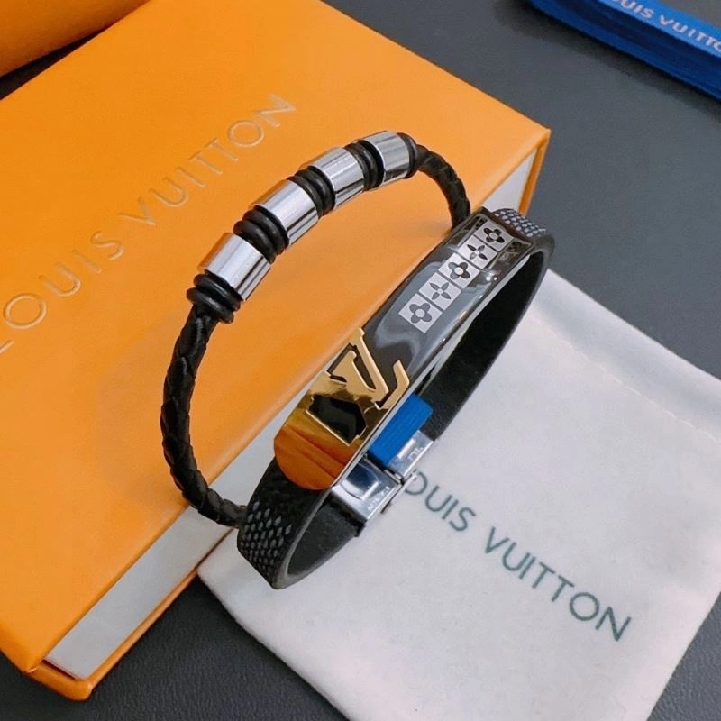 Louis Vuitton Bracelets Bold 251437