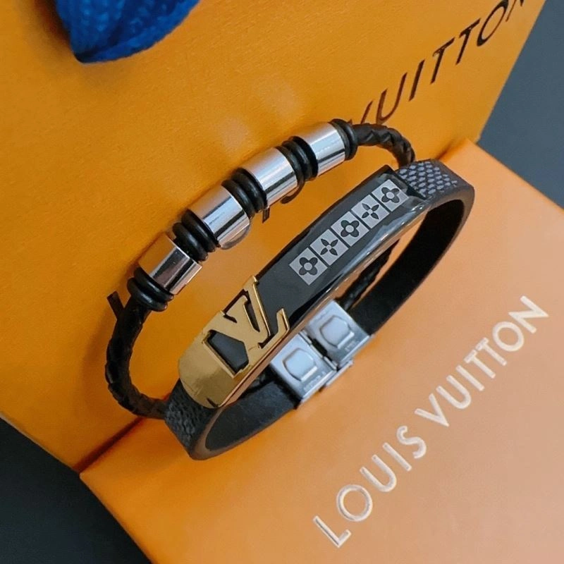 Louis Vuitton Bracelets Bold 251437