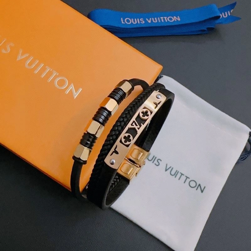 Lightweight Louis Vuitton Bracelets 251436