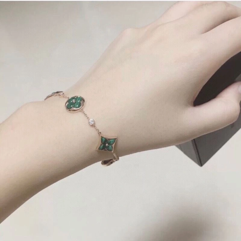 Trendy Louis Vuitton Bracelets 251431