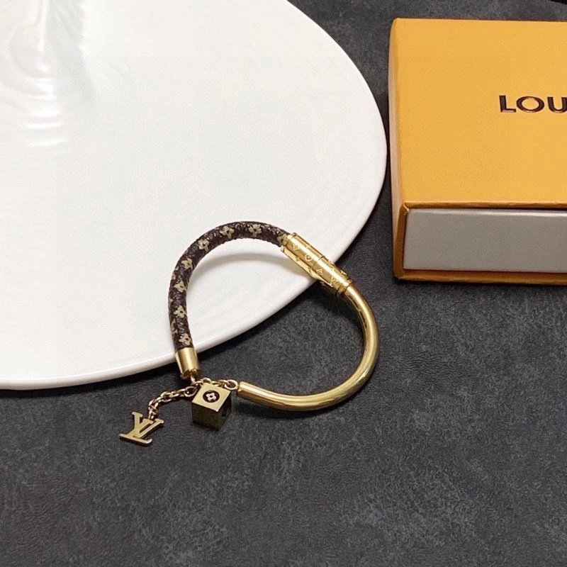 OnTrend Louis Vuitton Bracelets 251429