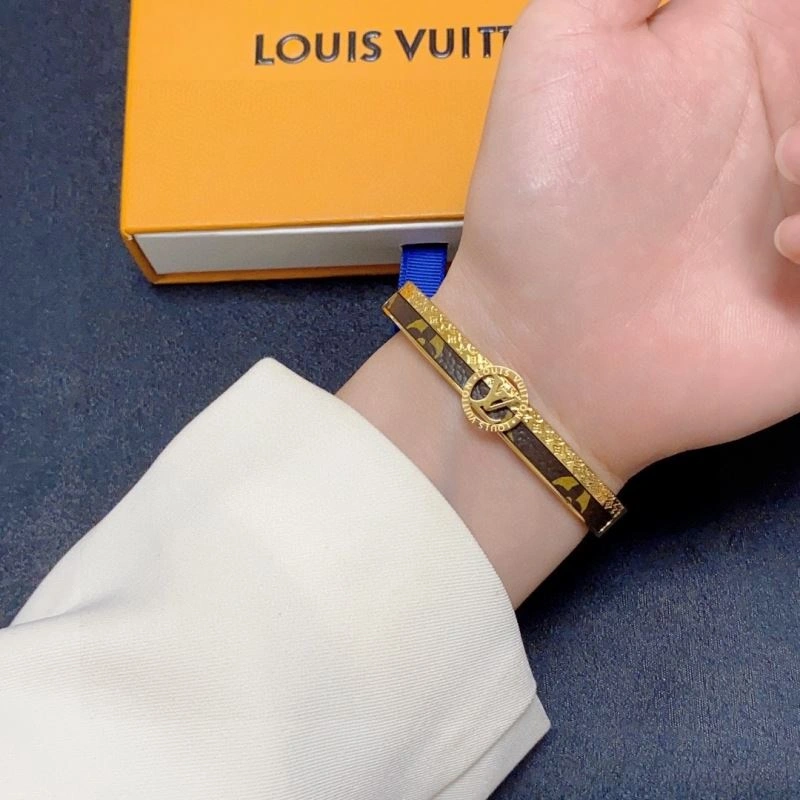 Louis Vuitton Bracelets Contemporary 251427
