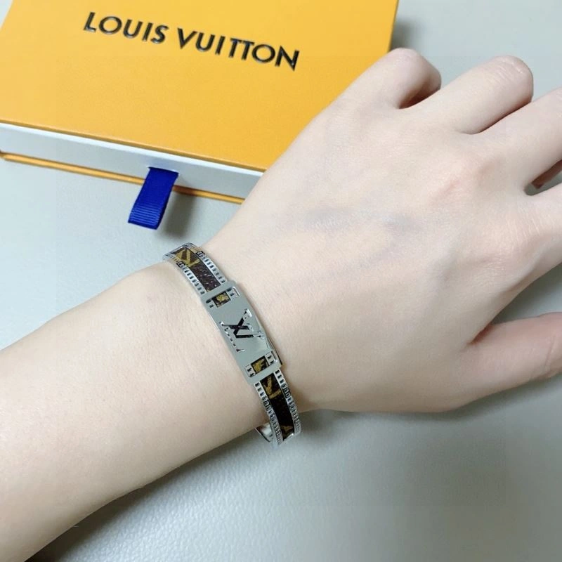 Louis Vuitton Bracelets Flexible 251417