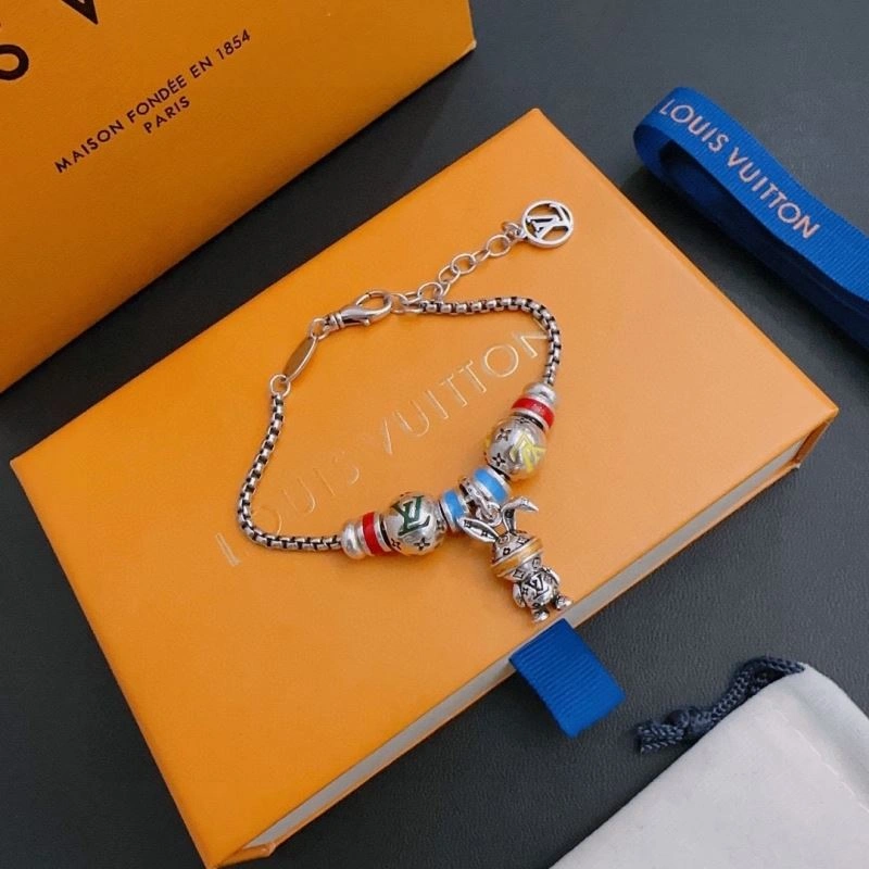 Casual Louis Vuitton Bracelets 251426