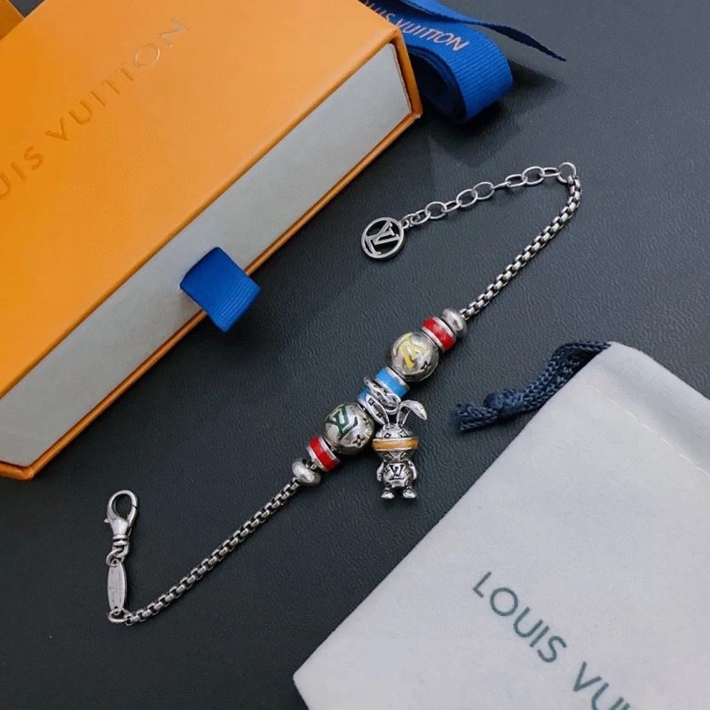 Casual Louis Vuitton Bracelets 251426