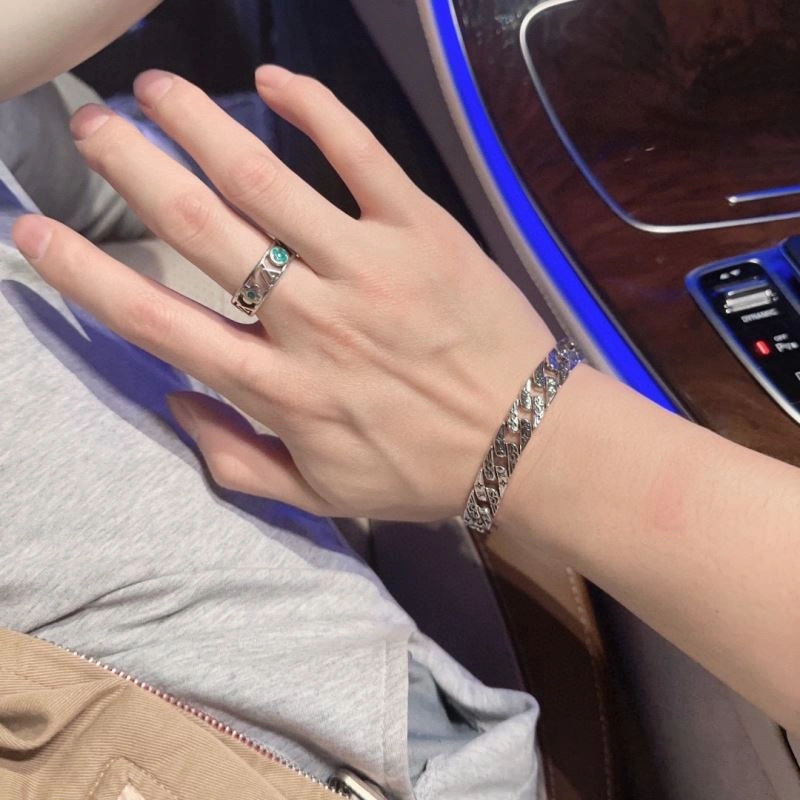 Durable Louis Vuitton Bracelets 251424