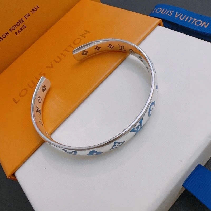 Louis Vuitton Bracelets Modern 251404