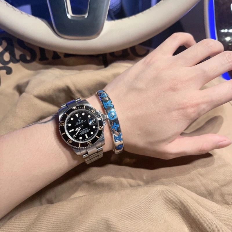 Louis Vuitton Bracelets Modern 251404