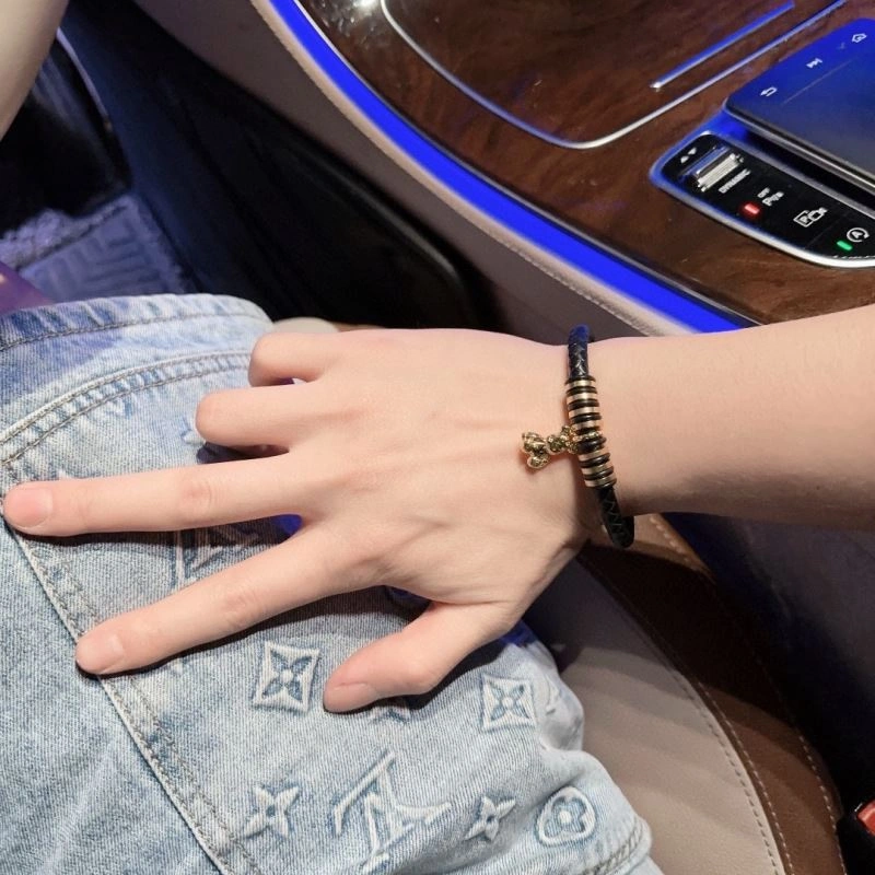 Durable Louis Vuitton Bracelets 251420