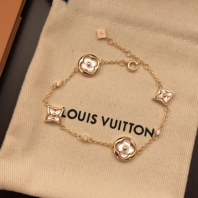 Unisex Louis Vuitton Bracelets 251349