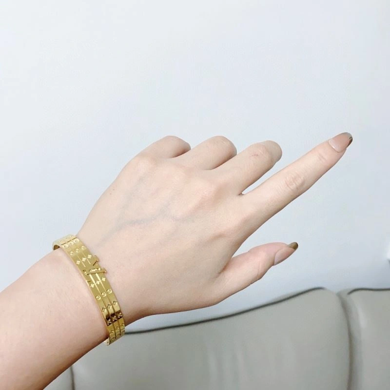 Upgraded Louis Vuitton Bracelets 251335