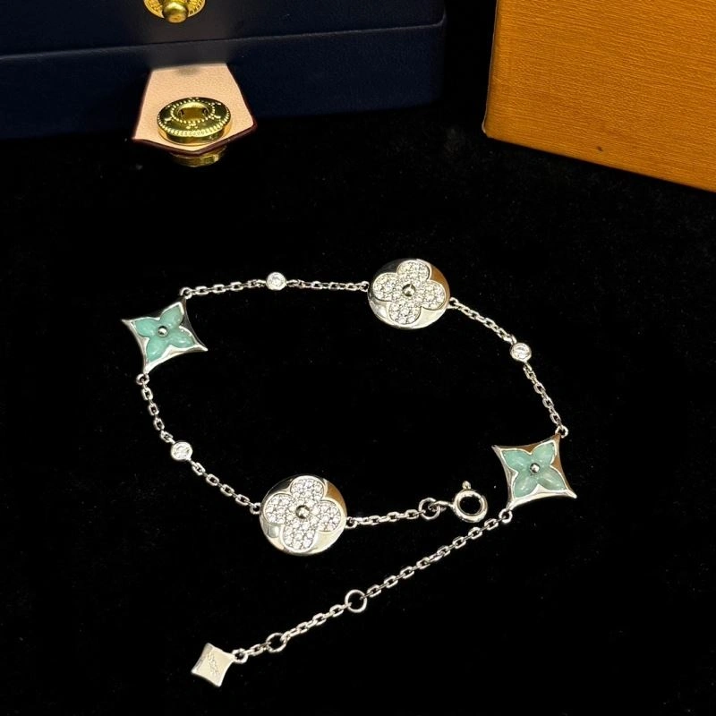 Stretchable Louis Vuitton Bracelets 251321