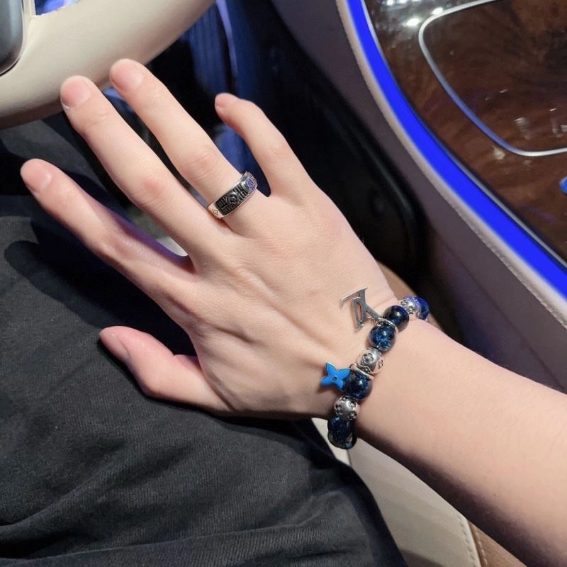 Louis Vuitton Bracelets TimelessDesign 251323