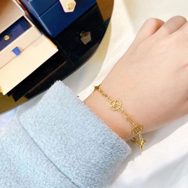 AllSeason Louis Vuitton Bracelets 251347
