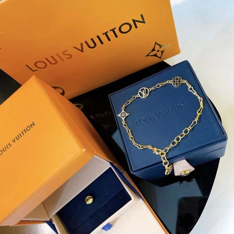 AllSeason Louis Vuitton Bracelets 251347