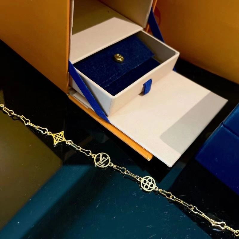 AllSeason Louis Vuitton Bracelets 251347