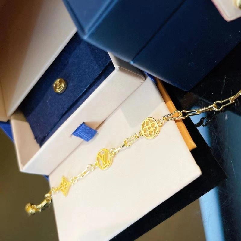 AllSeason Louis Vuitton Bracelets 251347