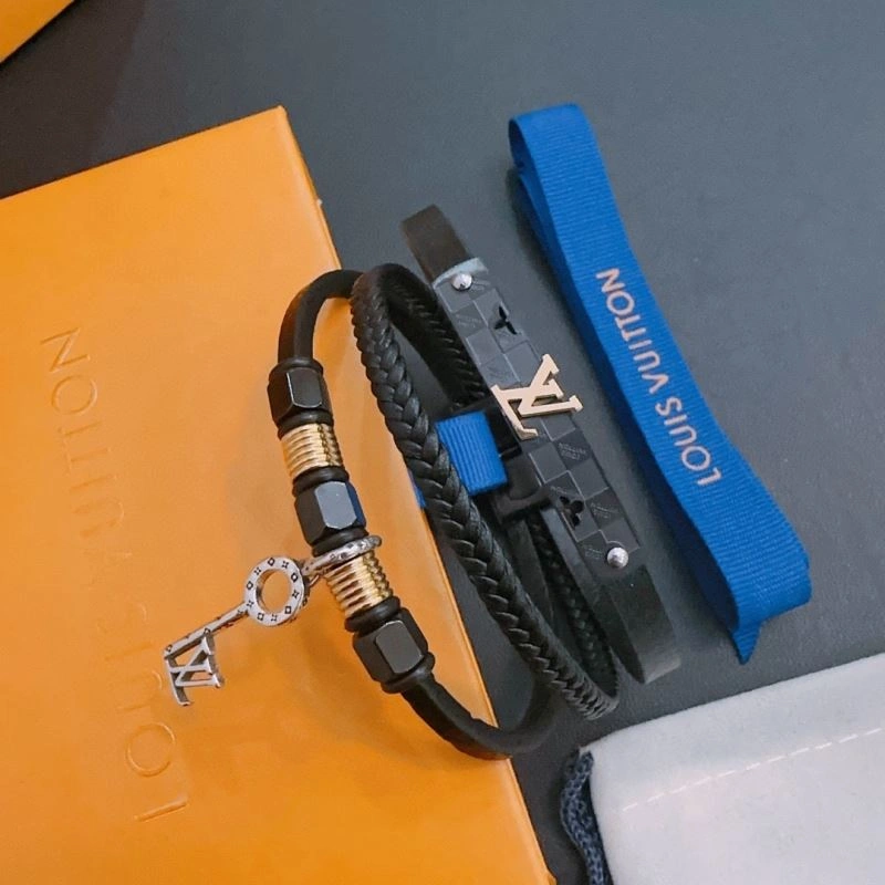 Louis Vuitton Bracelets Durable 251332