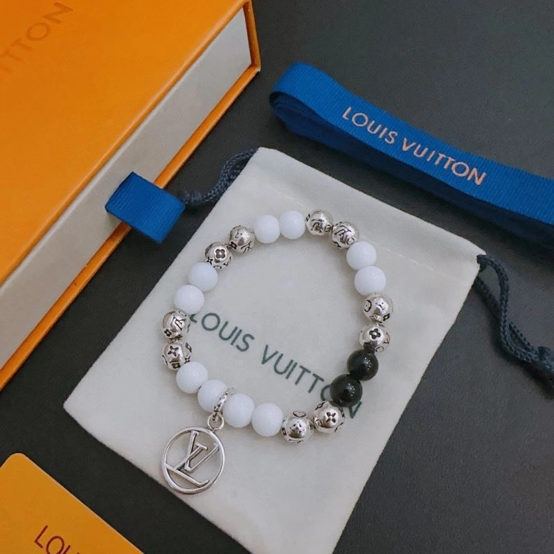 Neat Louis Vuitton Bracelets 251336