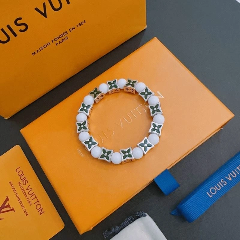 Bright Louis Vuitton Bracelets 251341