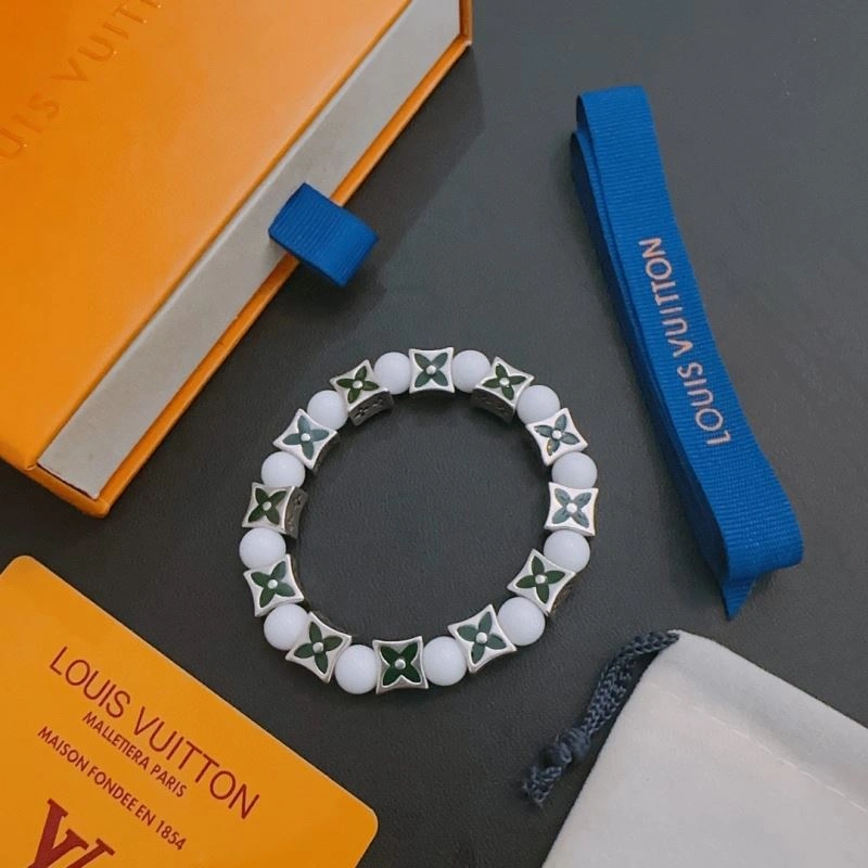 Bright Louis Vuitton Bracelets 251341