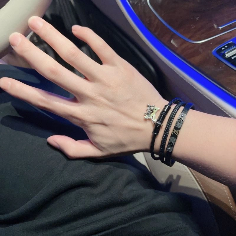 NewStyle Louis Vuitton Bracelets 251345
