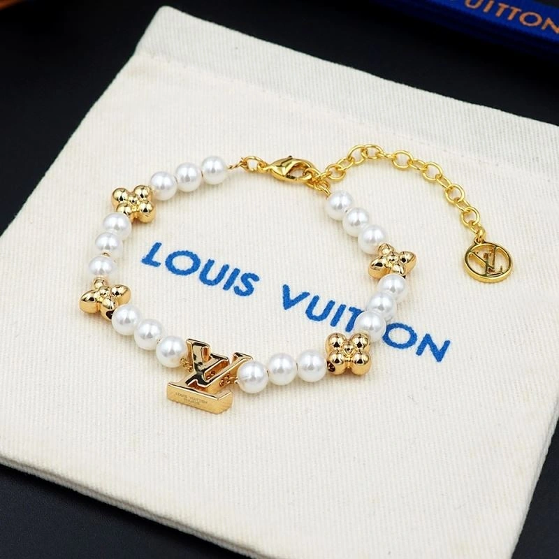 TechFriendly Louis Vuitton Bracelets 251340