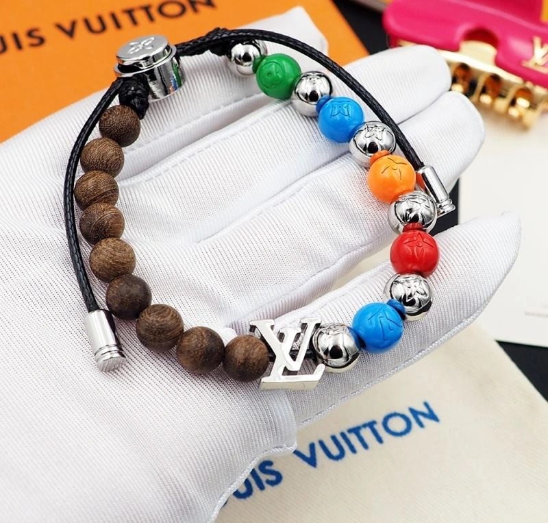 EyeCatching Louis Vuitton Bracelets 251339