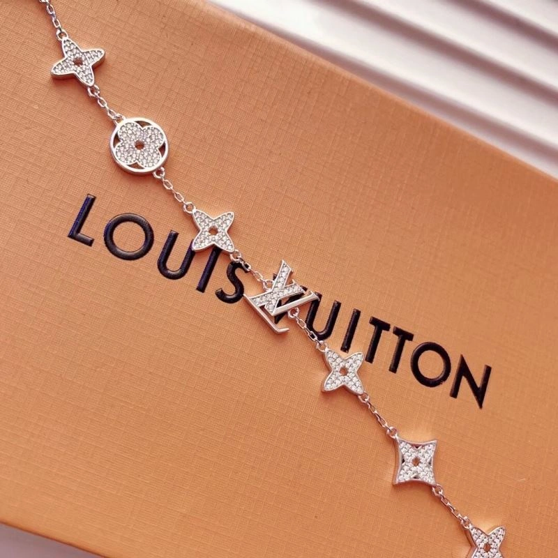 Louis Vuitton Bracelets TravelReady 251316