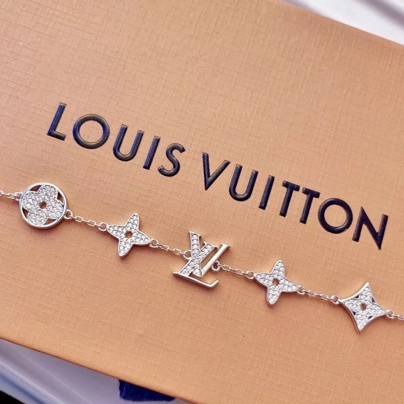 Louis Vuitton Bracelets TravelReady 251316